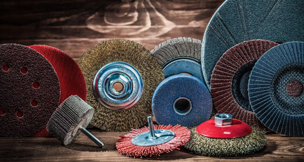 How to use the abrasive of the flap wheel